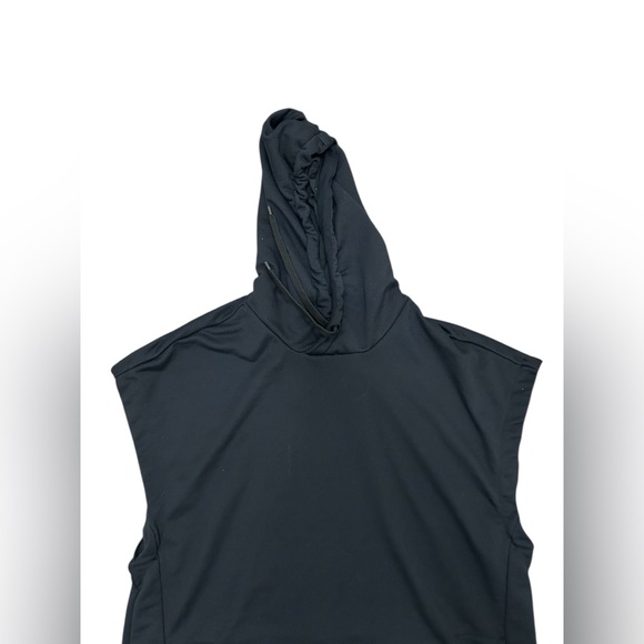 ✨Black Nike vest✨ - Picture 2 of 4